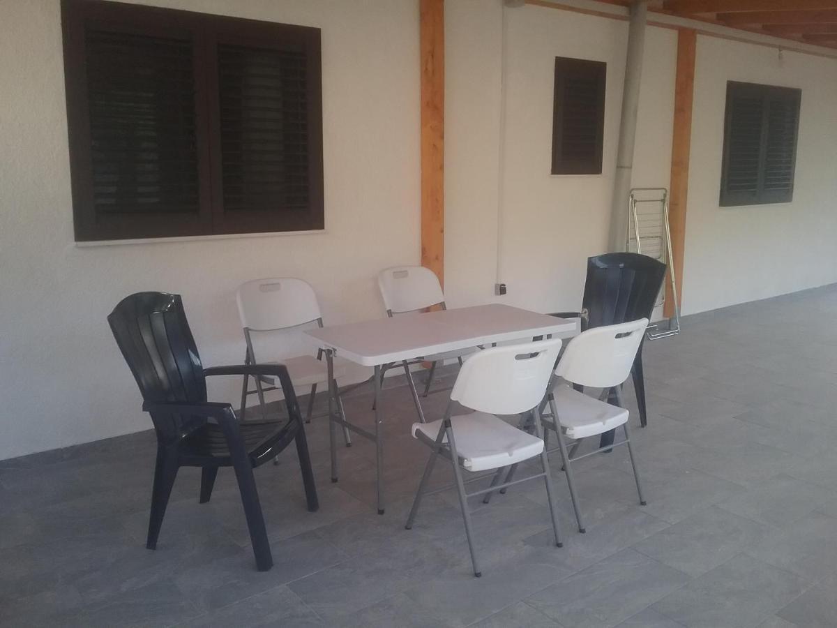 Milda+M Apartment Скрадин Екстериор снимка