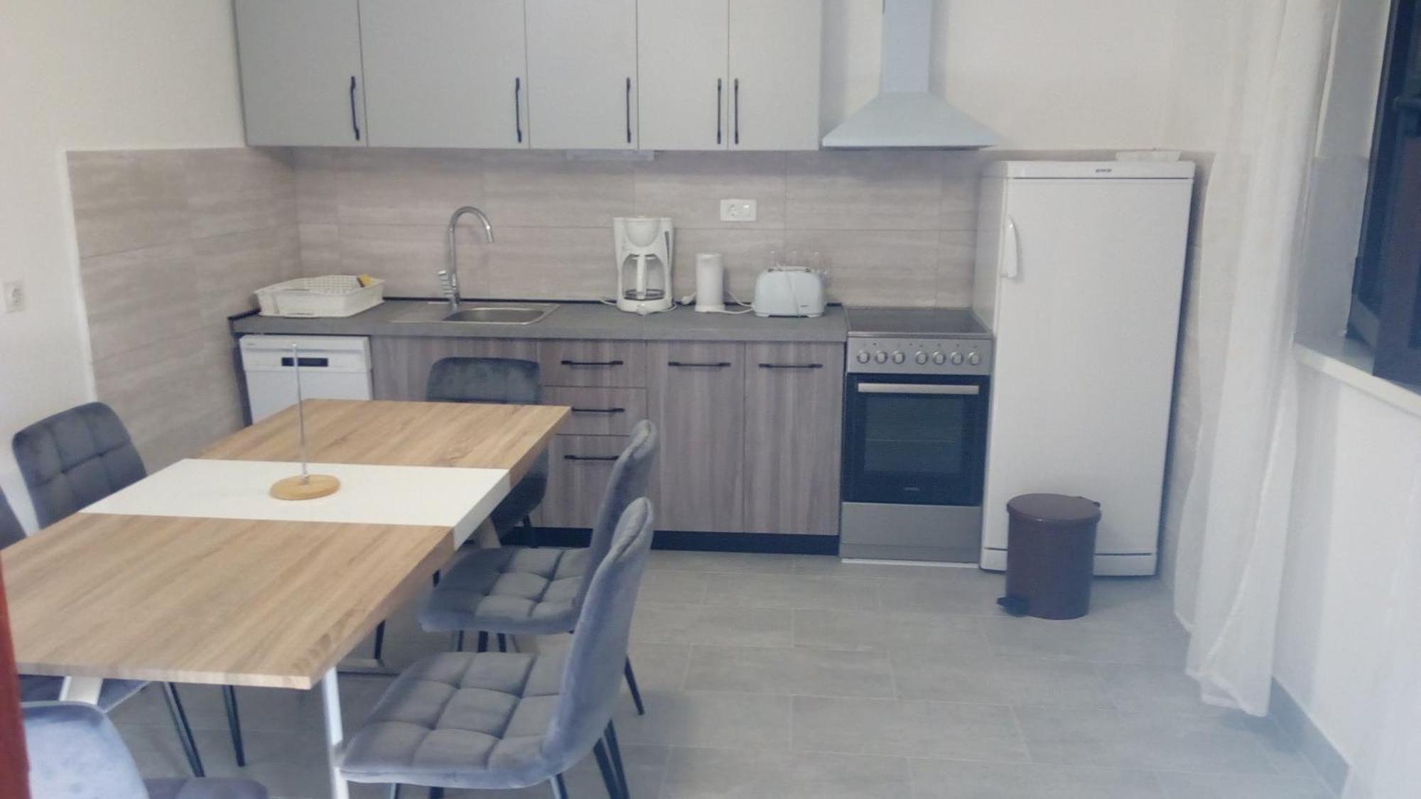 Milda+M Apartment Скрадин Екстериор снимка