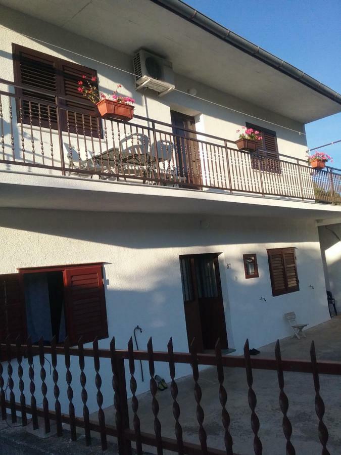 Milda+M Apartment Скрадин Екстериор снимка