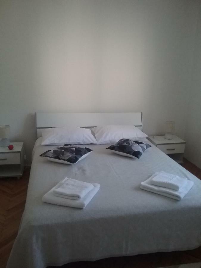 Milda+M Apartment Скрадин Екстериор снимка
